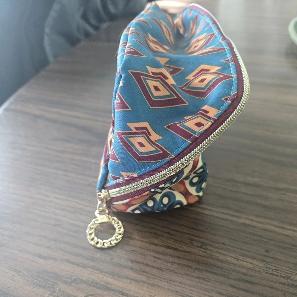 Estee Lauder | Cosmetic Bag